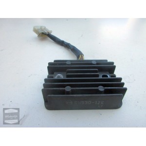 Kawasaki GT550 spanningsregelaar / gelijkstroomregelaar 